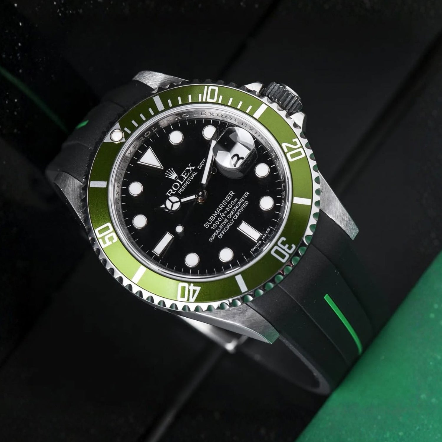 Deployant Rubber Strap - For Rolex Submariner - Black w/Green Line | LuxLine® - Helvetus