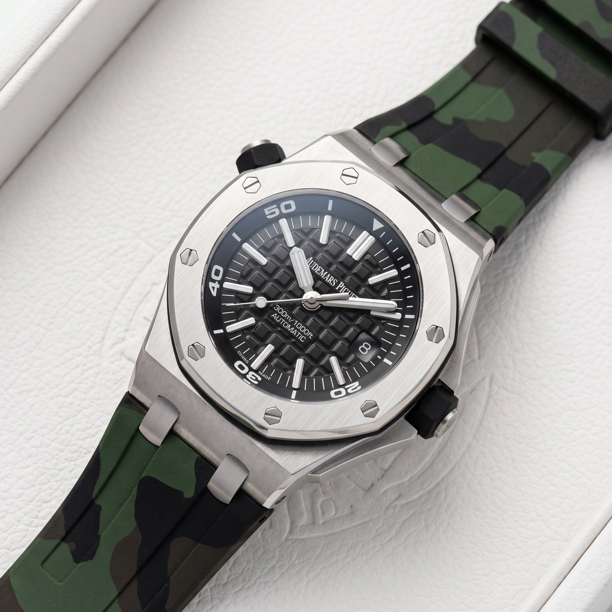 Rubber Strap - For all Audemars Piguet Offshore Diver - Dark Green Camo - Helvetus