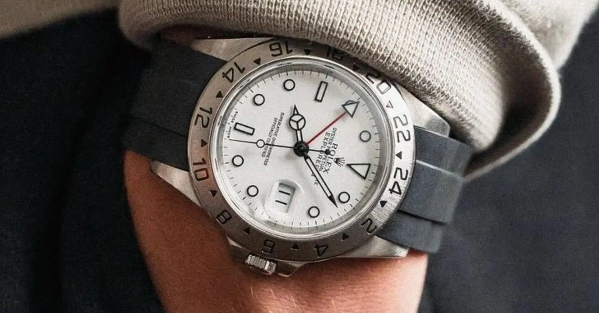 Rolex Explorer II 16570 strap guide: best straps for the 40mm classic - Helvetus