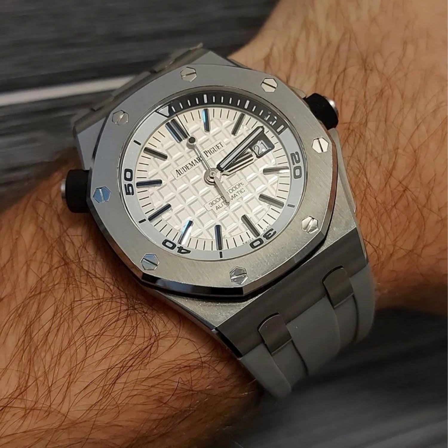 Rubber Strap - For all Audemars Piguet Offshore Diver - Grey - Helvetus