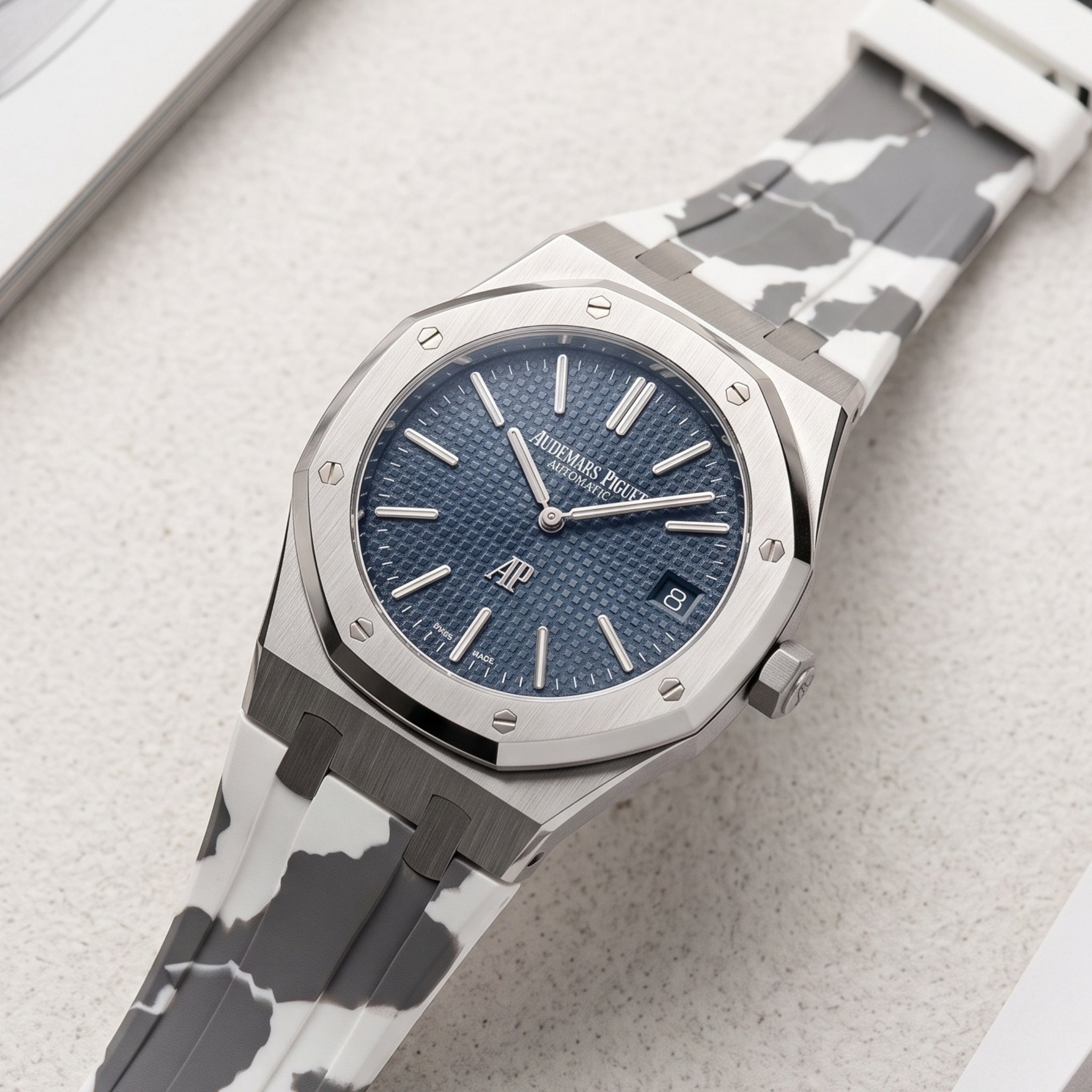 Rubber Strap - For all Audemars Piguet Royal Oak 39mm - White Camo - Helvetus
